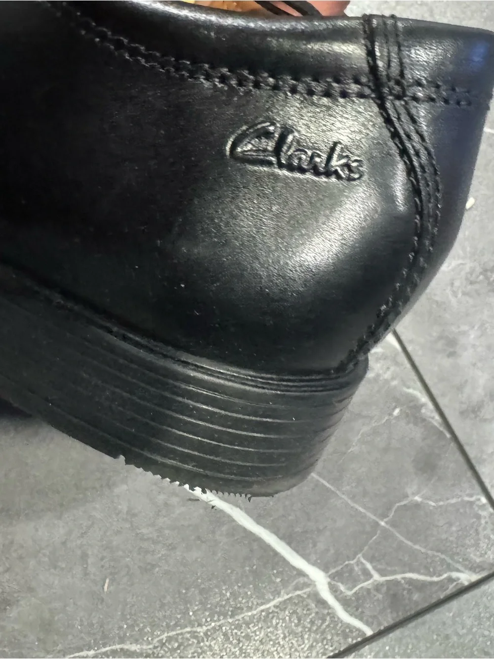 Clarks Black Leather Lace-Up Cap-Toe Derbys